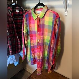 Isaac Mizrahi for target silk button down. NWOT